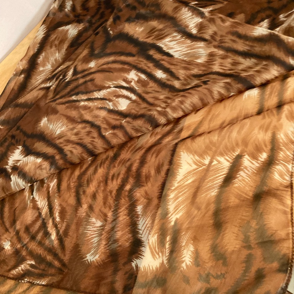 Scarf animal print